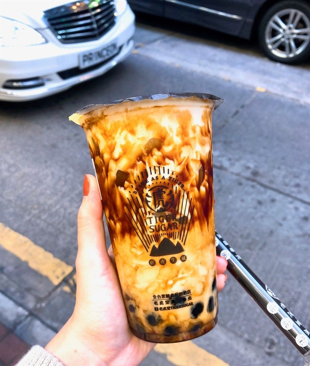 香港で一番人気のタピオカ、タイガーシュガー