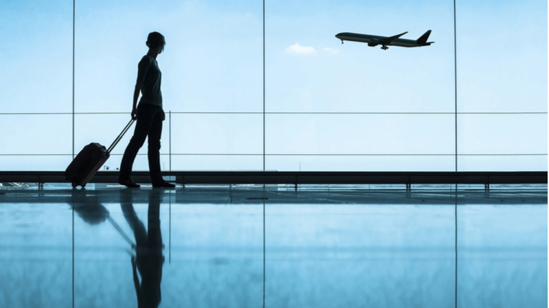 8/24(日)香港国際空港への交通機関が麻痺する？