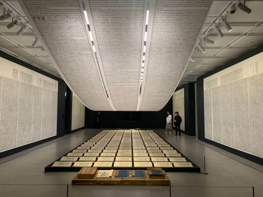 香港藝術館（HKMoA）の展示の写真