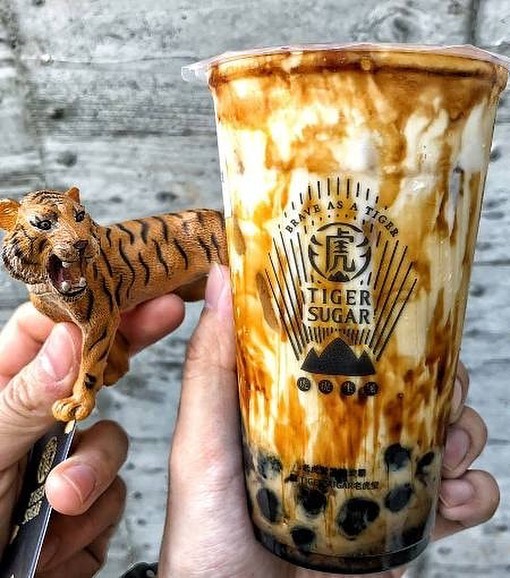 香港で人気のタピオカタイガーシュガーの写真