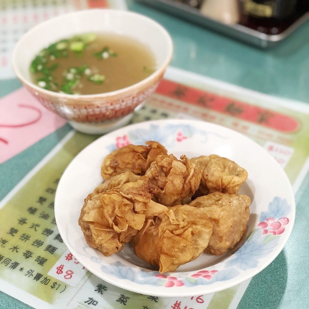 香港ミシュランワンタン麺のお店の英記麵家の写真