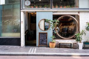 【閉店】観光スポットから近い!香港在住者に一番人気のオーガニックレストラン「Grassroots Pantry」